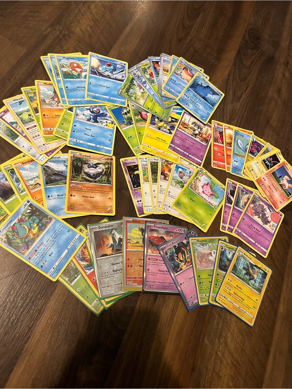 Pokémon Trading Card Lot - 60